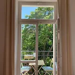 Mama\'S Apartment In Letna