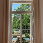 Mama\'S Apartment In Letna